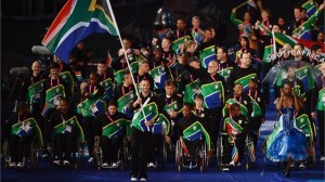 Oscar Pistorius como abanderado de Sudáfrica - Credito: www.london2012.com