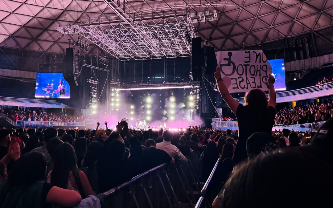 Conciertos y accesibilidad: El «peloteo» de responsabilidades entre empresas que termina en exclusión a las personas con discapacidad